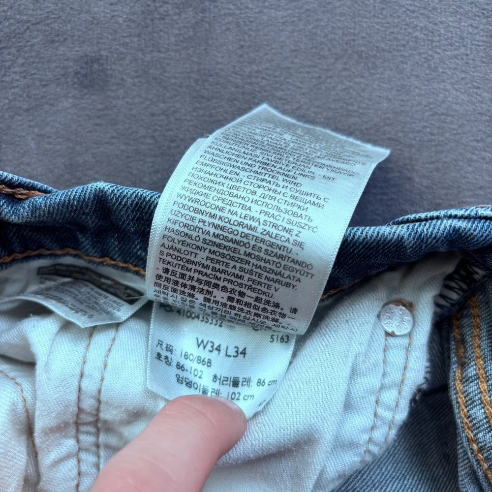 Levis levis 511